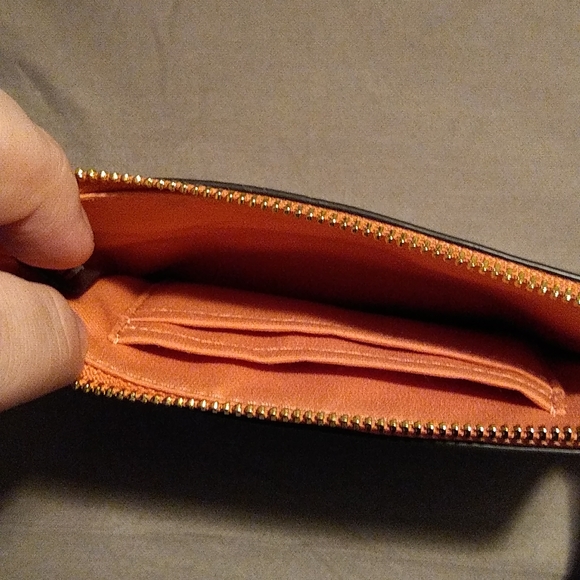 Coach wristlet - Picture 6 of 6